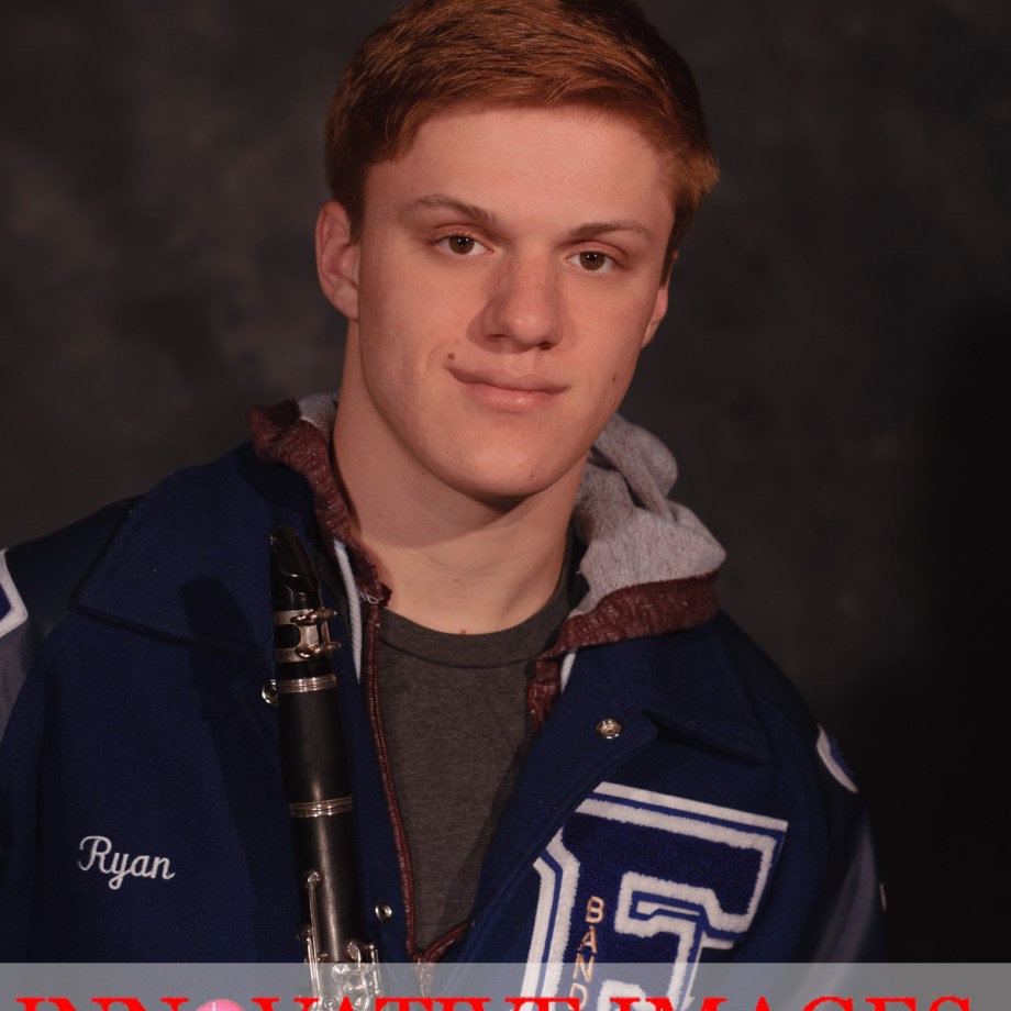 Senior Portraits, Professional Portraits, Christmas Photo Studio Houston