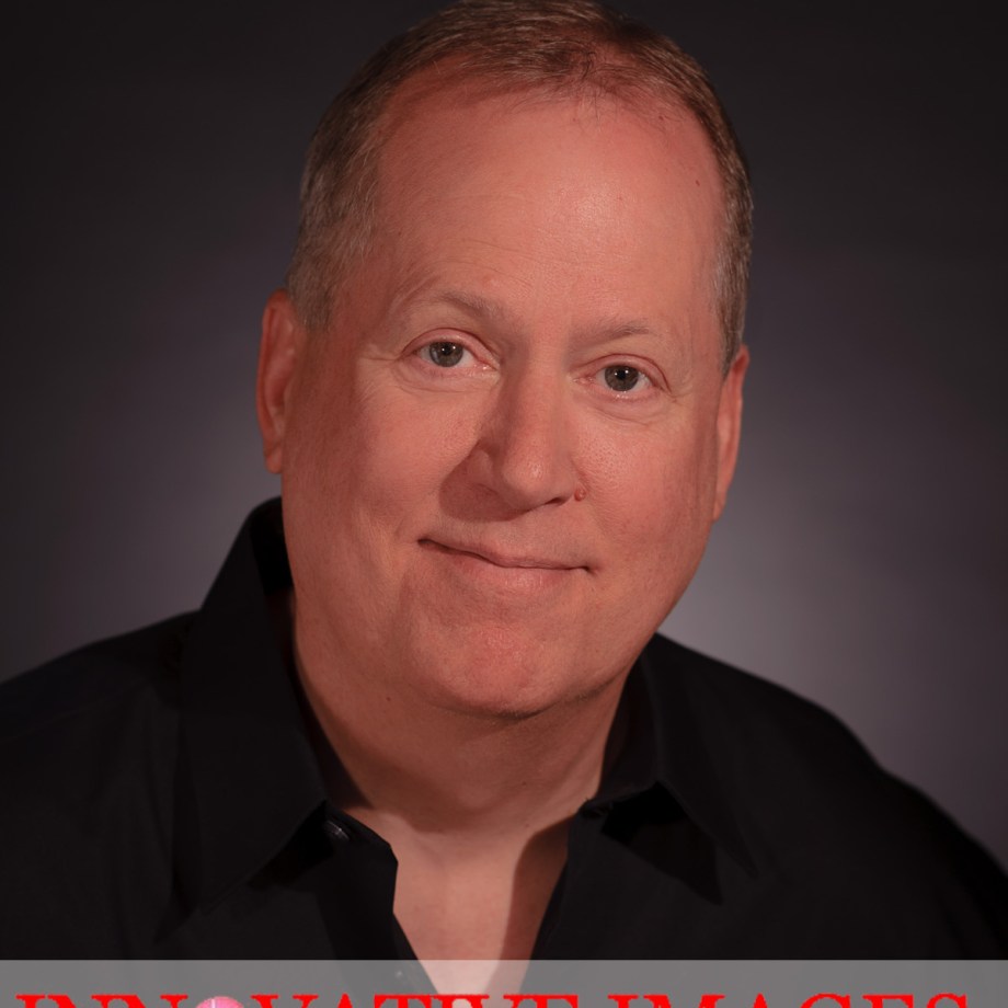 Houston Actor Model Comedian Executive Business Corporate Headshot Portrait Photography! Signature Portraits by Robert Berger have a Hollywood Movie Star Look so your portraits with character and charisma!