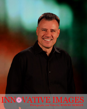 Virtual Professional Portraits for Executives Business Headshots Photographed in our Houston Portrait Studio! Virtual Backgrounds with almost unlimited creative choices to complement your career. Unique background selection. Photographed by award winning photographer Robert Berger