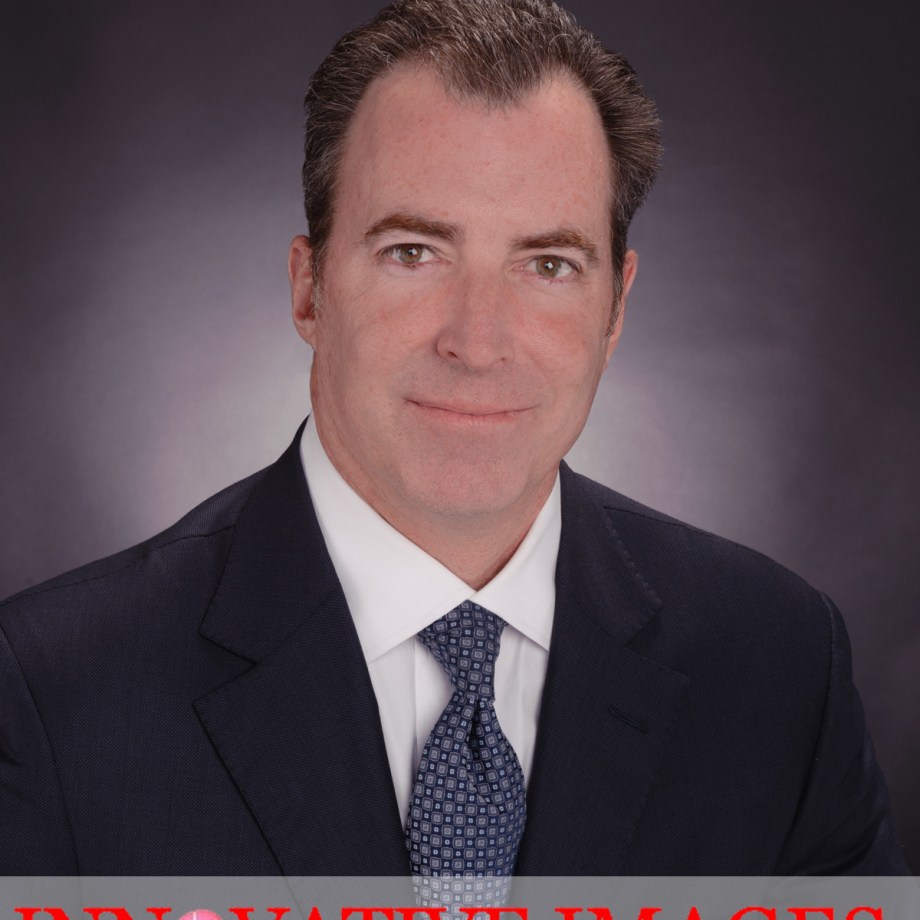 Houston headshot executive portrait business portrait professional portrait photography Innovative Images Photography by Robert Berger Serving Houston Katy and Fort bend Texas