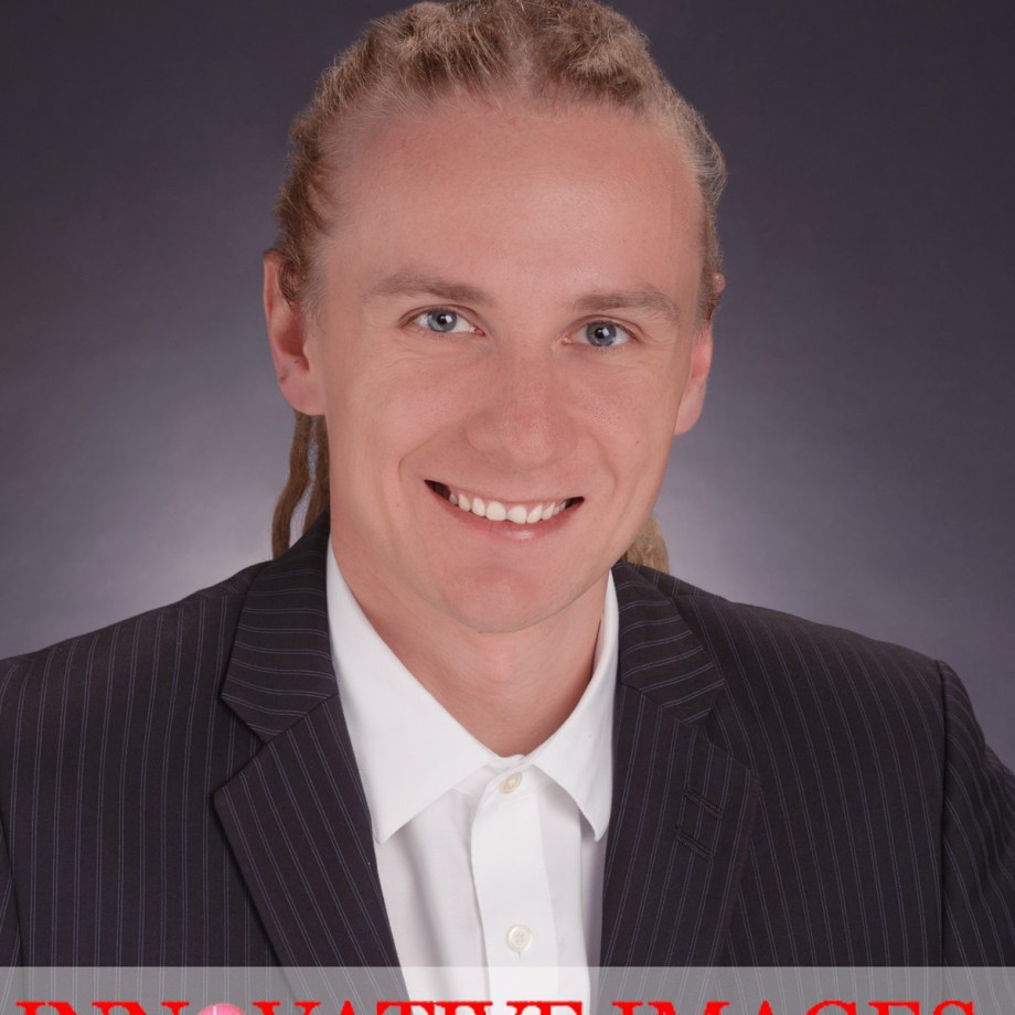 Houston headshot executive portrait business portrait professional portrait photography Innovative Images Photography by Robert Berger Serving Houston Katy and Fort bend Texas